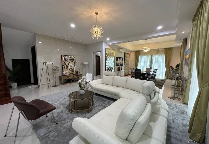 Charming Essex, Setia Eco Templer