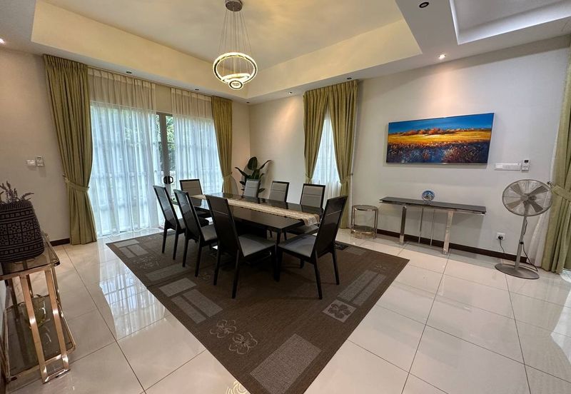 Charming Essex, Setia Eco Templer