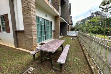 Charming Essex, Setia Eco Templer