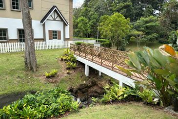 Charming Essex, Setia Eco Templer