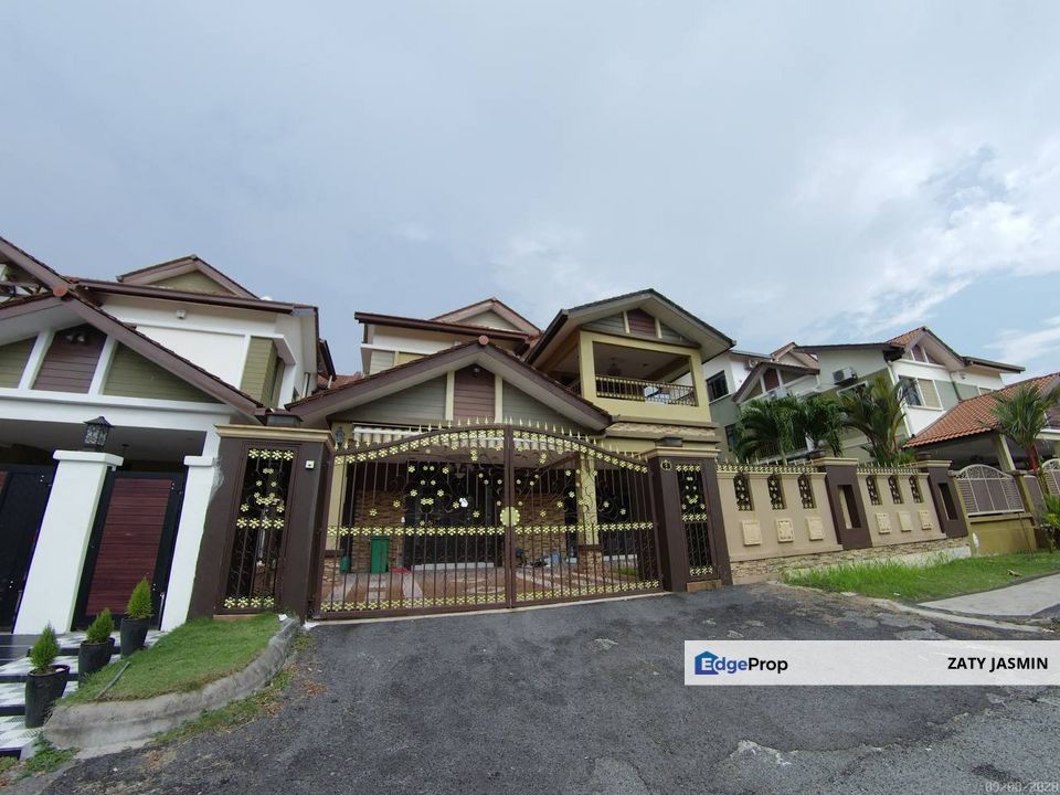 SEMI D 2.5 Storey ,Puncak Bangi, Bandar Baru Bangi for Sale @RM1