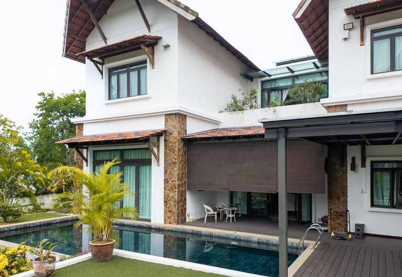 Perdana Lakeview East