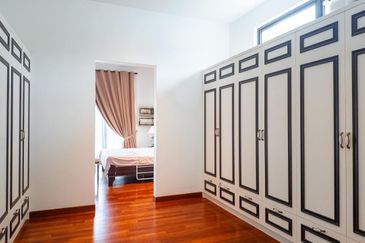 Perdana Lakeview East