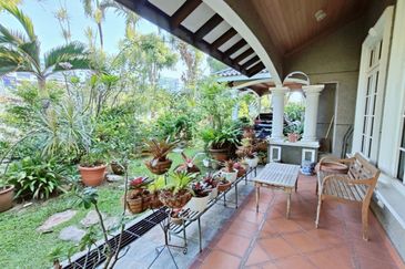 Lakeview Resort Saujana