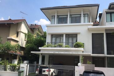 Changkat Kiara Surya