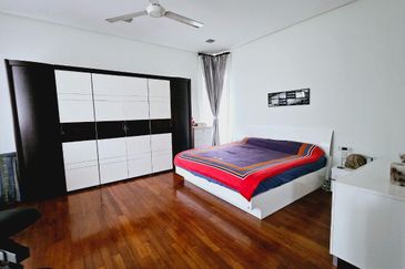 Changkat Kiara Surya