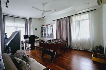 Changkat Kiara Surya