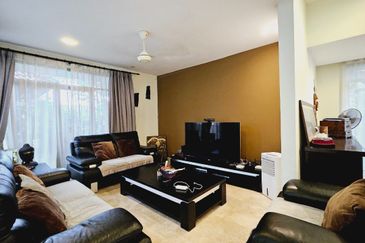 Changkat Kiara Surya