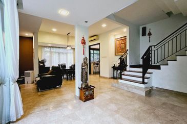 Changkat Kiara Surya