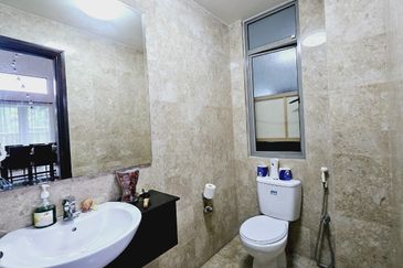 Changkat Kiara Surya