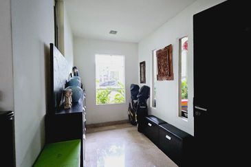 Changkat Kiara Surya