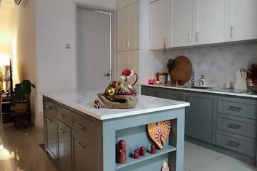 Perdana Lakeview East