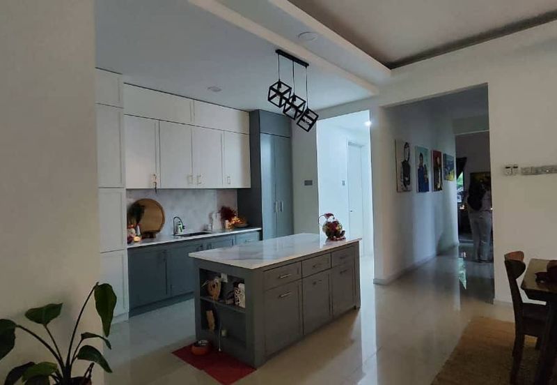 Perdana Lakeview East