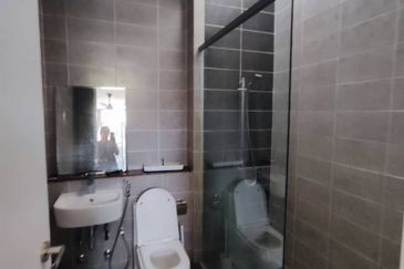 Perdana Lakeview East