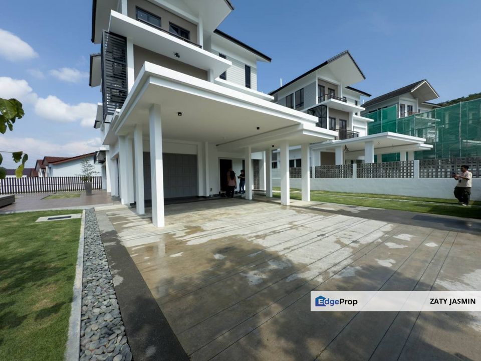 BRAND NEW! Gombak Heights Batu Caves 3 Storey Bungalow FOR SALE, Selangor, Gombak