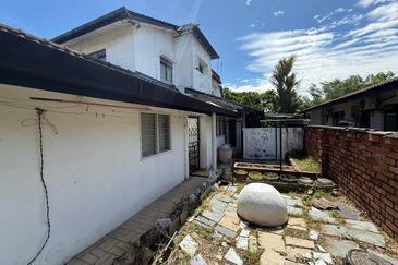 Kampung Tunku