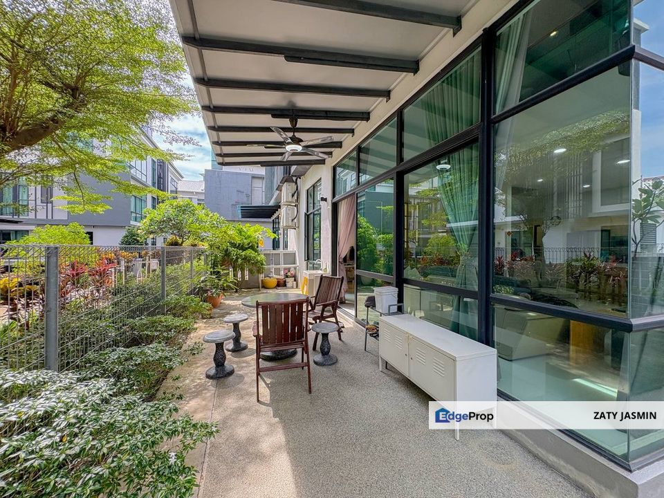 The Park Laman Serdang Taman Bukit Serdang, Seri Kembangan 3 Storey SemiD FOR SALE, Selangor, Seri Kembangan