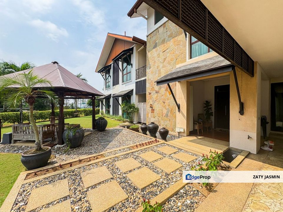 FACING NORTH Luxury Bungalow D’ Puncak Bukit Jelutong FOR SALE, Selangor, Bukit Jelutong