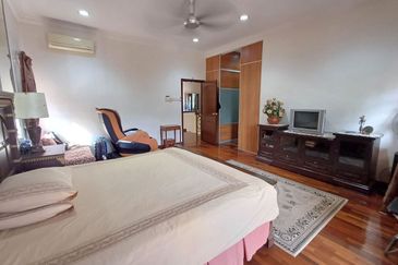 D Villa Equestrian, Kota Damansara