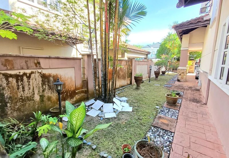 D Villa Equestrian, Kota Damansara