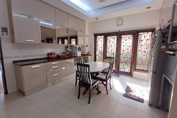 D Villa Equestrian, Kota Damansara