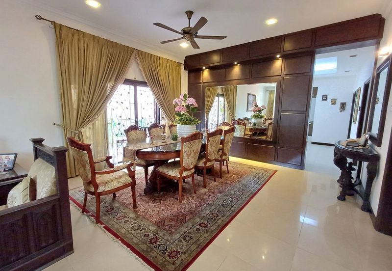 D Villa Equestrian, Kota Damansara