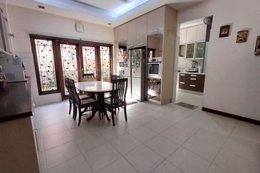 D Villa Equestrian, Kota Damansara