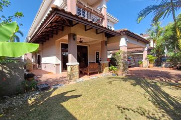 D Villa Equestrian, Kota Damansara