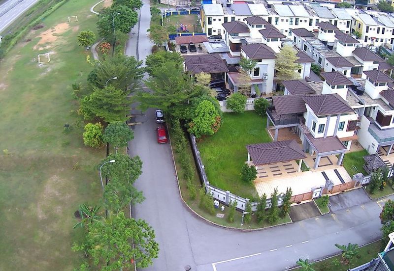 Perdana College Heights