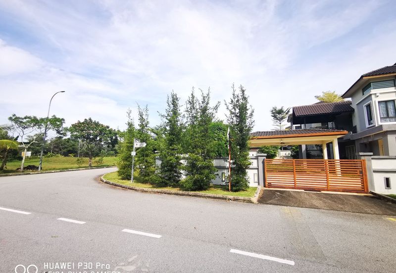 Perdana College Heights