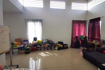 Perdana College Heights