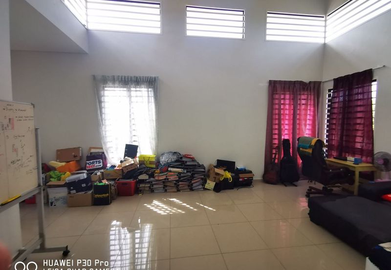 Perdana College Heights