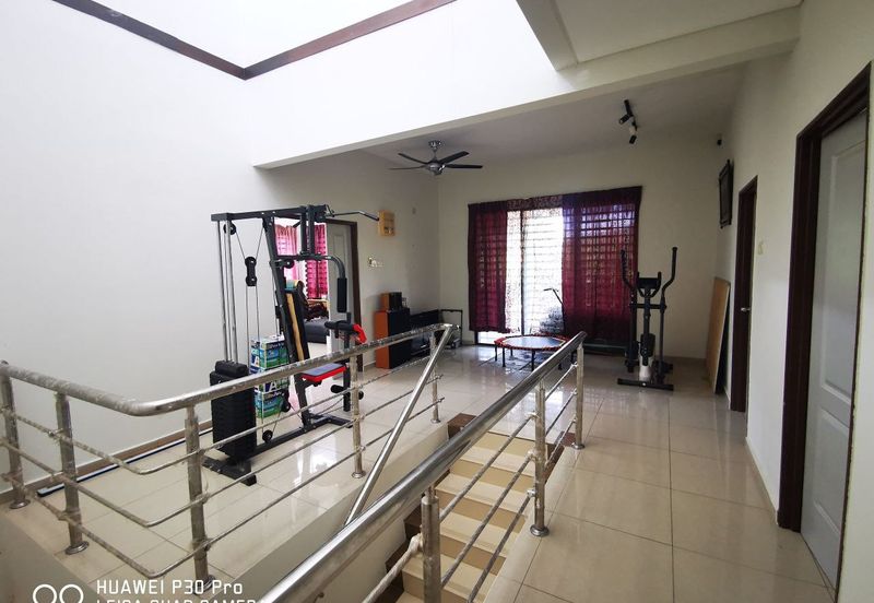 Perdana College Heights