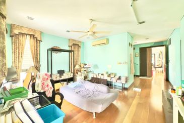 Titian, Bukit Jelutong