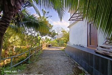 Taman Pinggiran Batu Caves