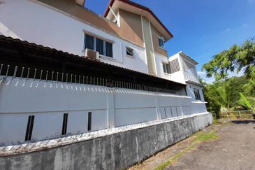 Taman Pinggiran Batu Caves