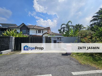 Beautiful Semi D House Jalan Pekaka Seksyen 8 Kota Damansara For Sale, Selangor, Kota Damansara