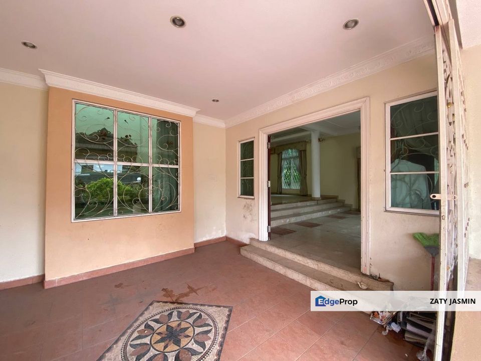 Double Storey Bungalow Jalan Maktab KL For Sale, Kuala Lumpur, Keramat