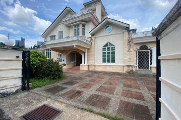 Kampung Datuk Keramat