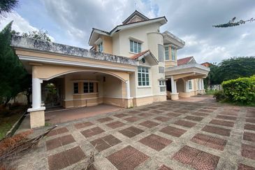 Kampung Datuk Keramat