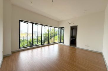 East 57 (Residensi Laman Timur)