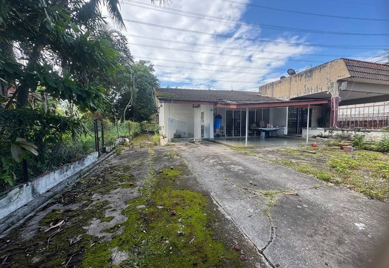 CORNER LOT Single Storey Terrace, Taman Kok Doh KL For Sale