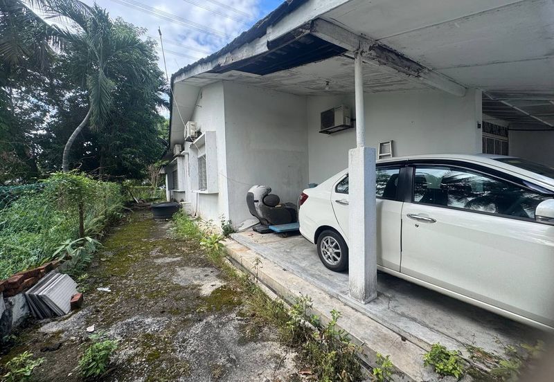 CORNER LOT Single Storey Terrace, Taman Kok Doh KL For Sale