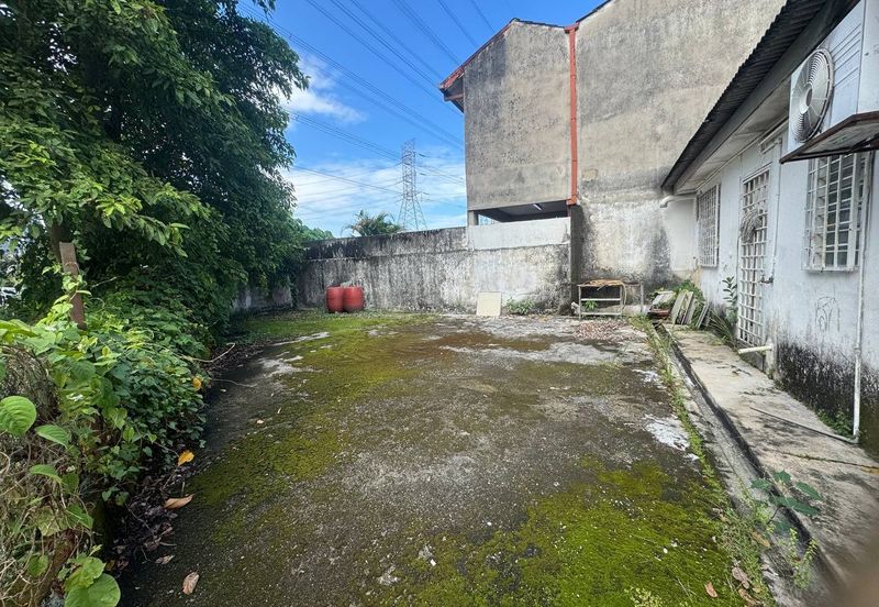 CORNER LOT Single Storey Terrace, Taman Kok Doh KL For Sale