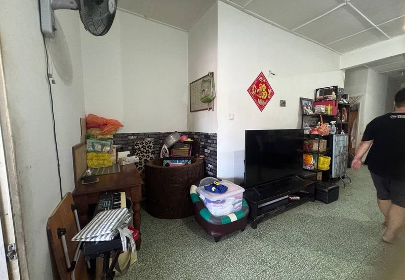 CORNER LOT Single Storey Terrace, Taman Kok Doh KL For Sale