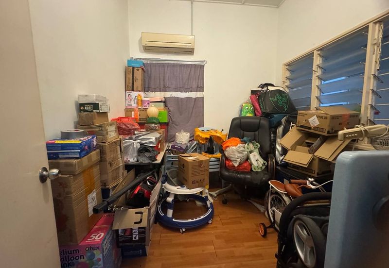 CORNER LOT Single Storey Terrace, Taman Kok Doh KL For Sale