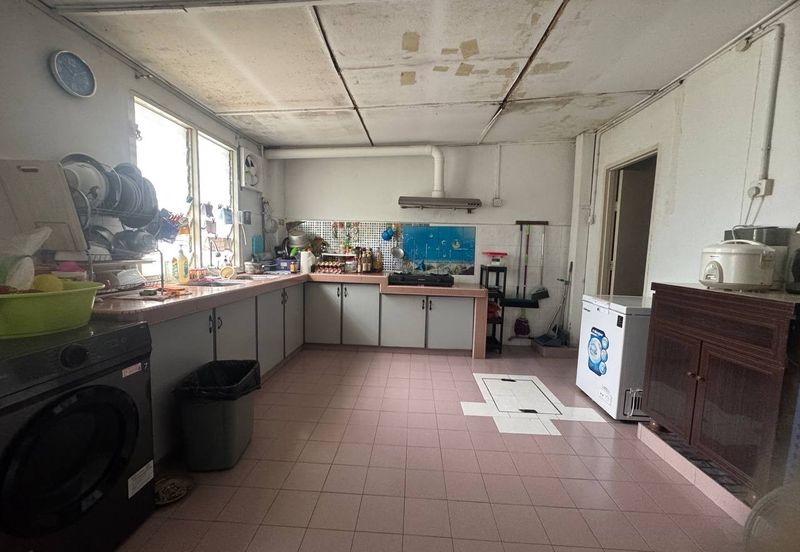 CORNER LOT Single Storey Terrace, Taman Kok Doh KL For Sale