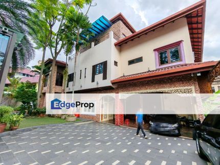 Seksyen 16 Petaling Jaya, Huge Land of 2.5 Storey Bungalow For Sale, Selangor, Petaling Jaya