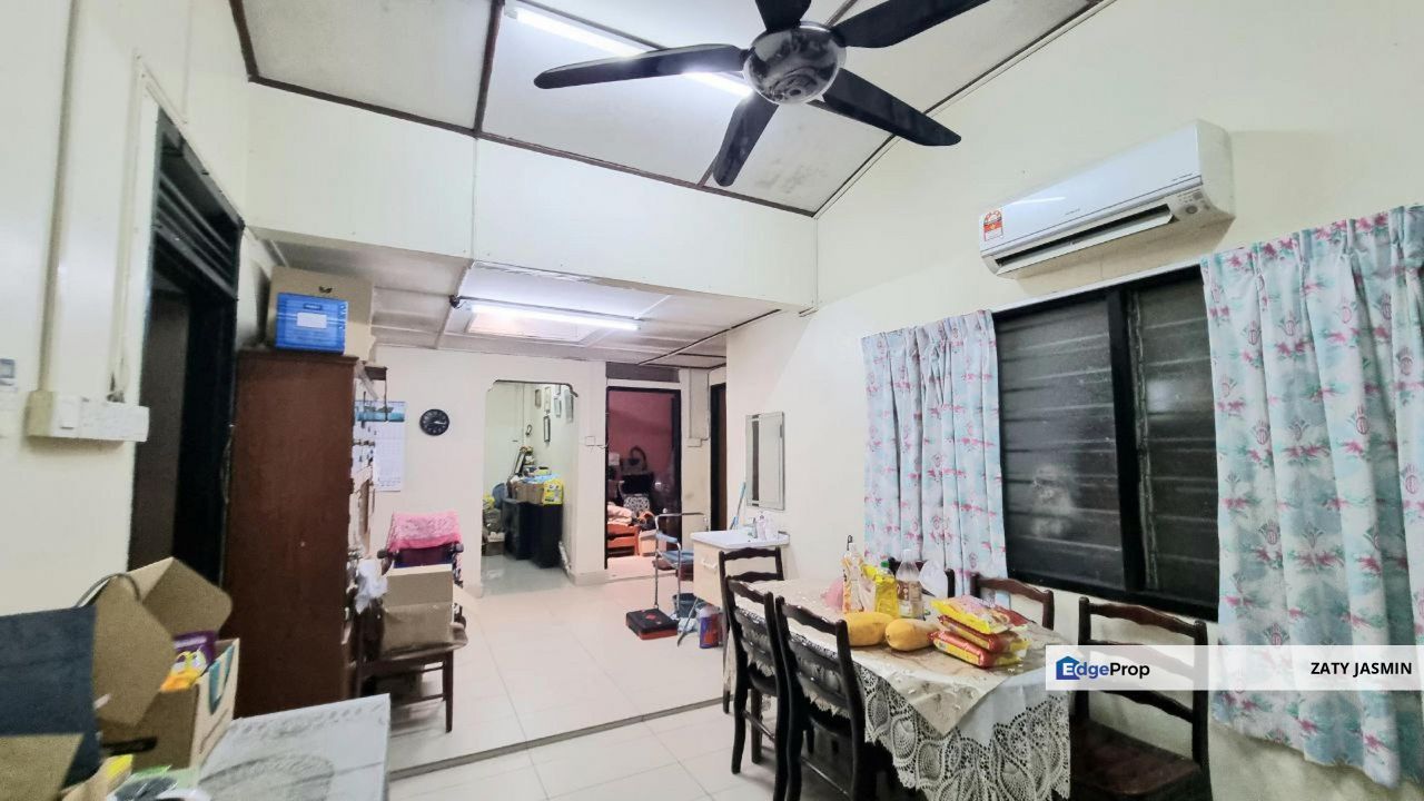 Semi D Seksyen 3 Petaling Jaya (Near Jalan Othman) For Sale, Selangor, Petaling Jaya