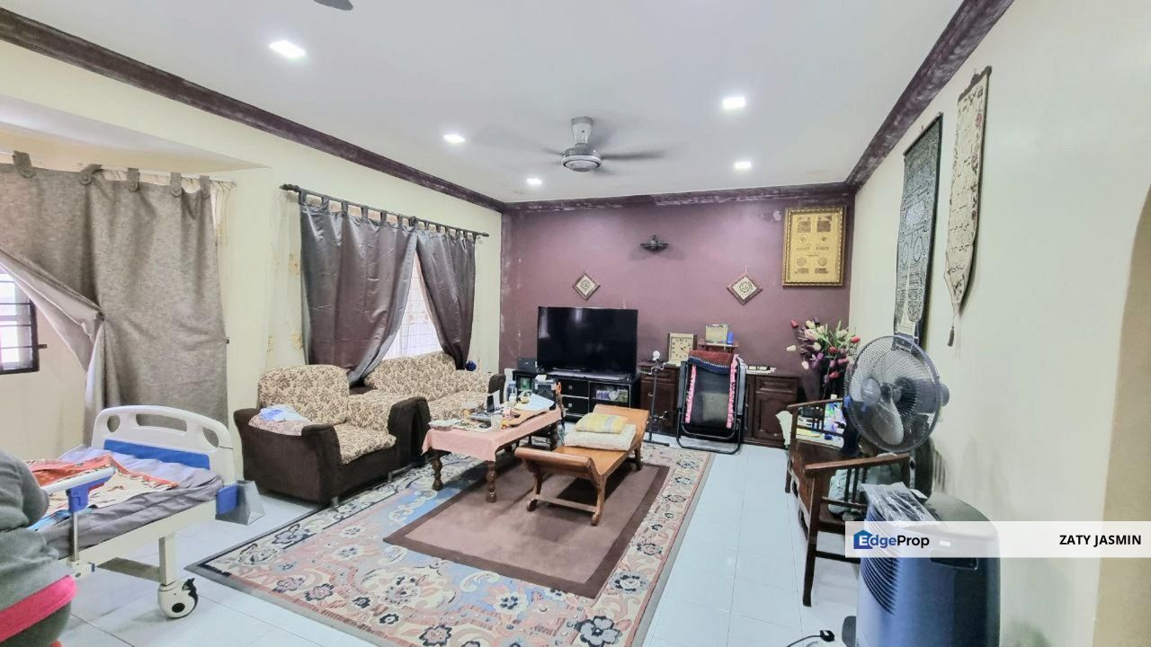 Semi D Seksyen 3 Petaling Jaya (Near Jalan Othman) For Sale, Selangor, Petaling Jaya